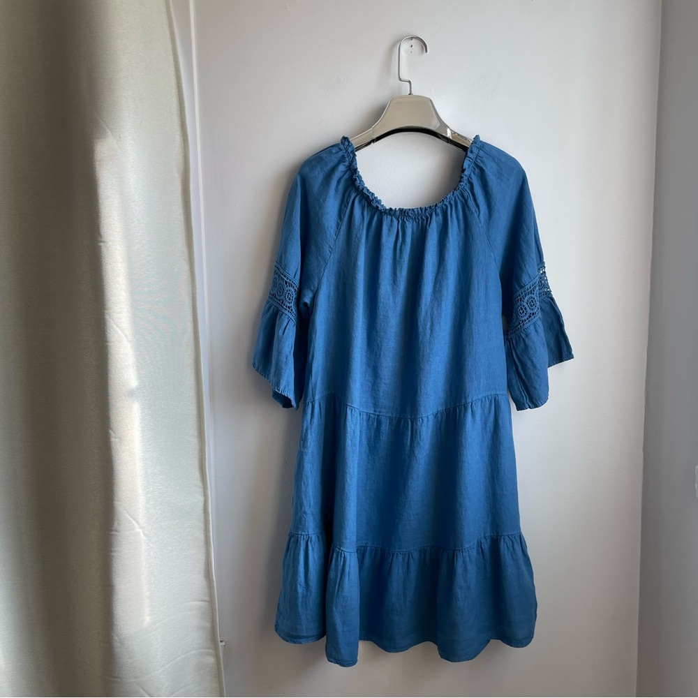 100% Linen Blue Dress w/Lace on sleeves-Made in Italy-size M